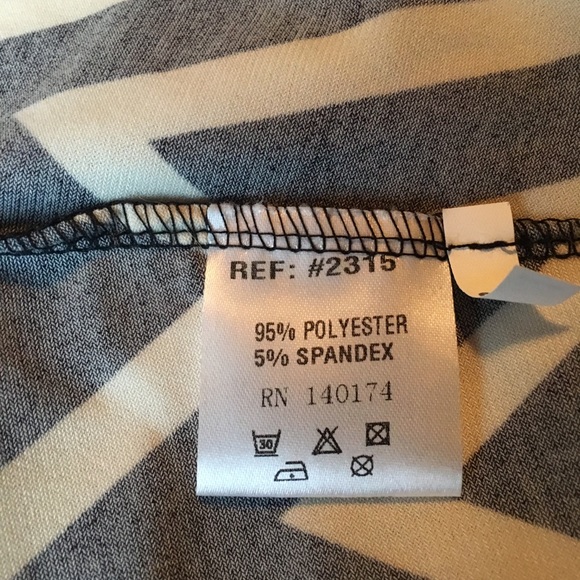 Reborn-Chevron Black Off-White A-Line Dress - Picture 5 of 6